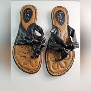 New BOC black faux leather sandals double strap  slip on Thongs size 6